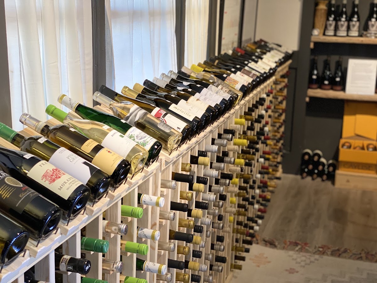 Solo Vino Marchand de Vin